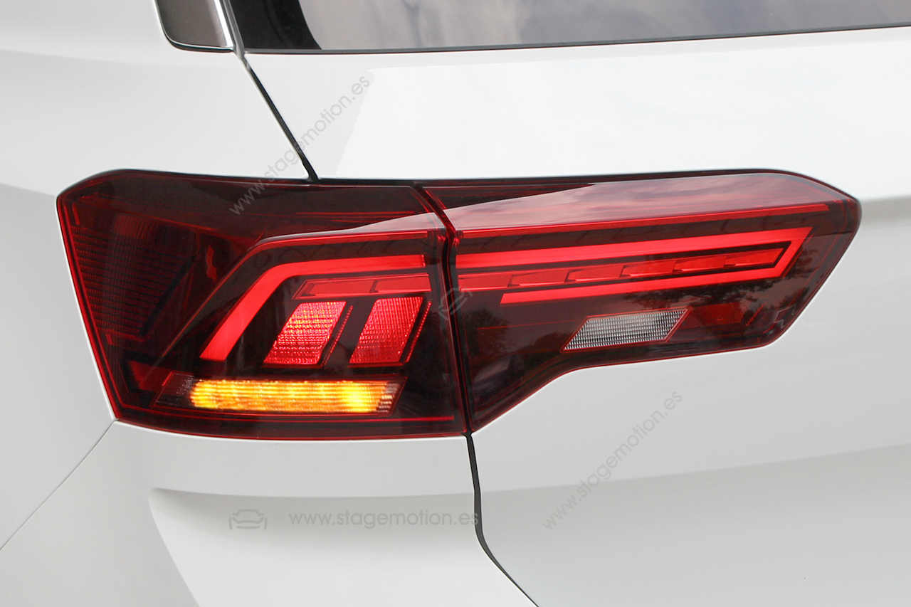 Kit completo de luces traseras LED Black Line para VW T-Roc A11