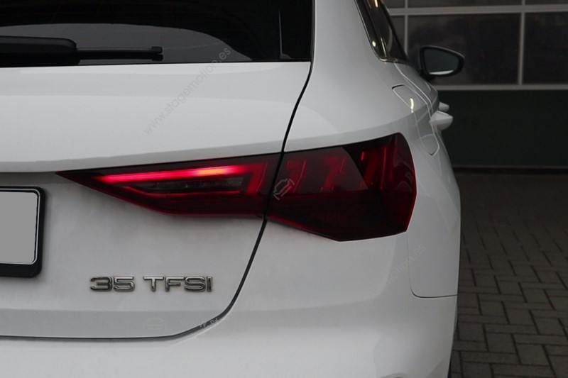 Kit luces traseras LED con luz intermitente dinámica para Audi A3 8Y