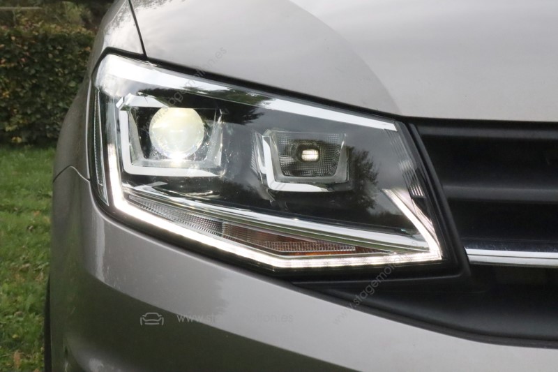 Faros bixenón con LED DRL para VW Caddy SA